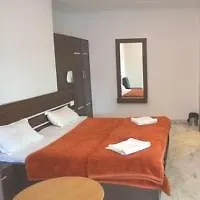 Amanda Hotel Tara Grand
